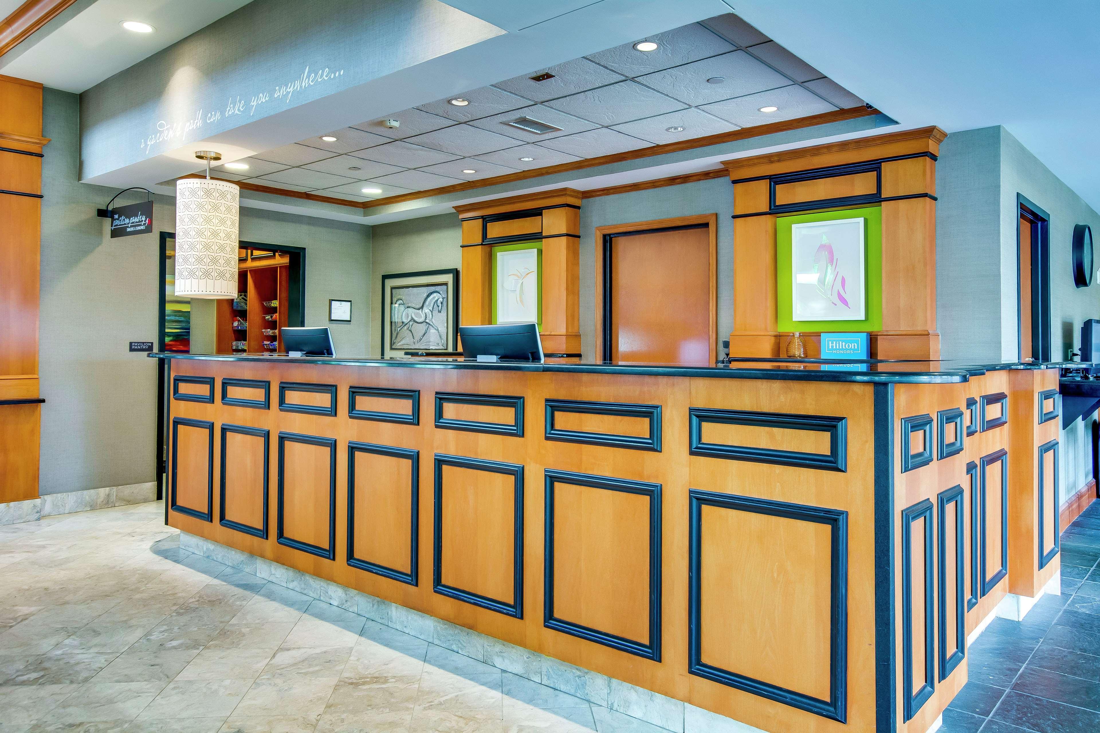 Hilton Garden Inn Louisville Airport Exterior photo