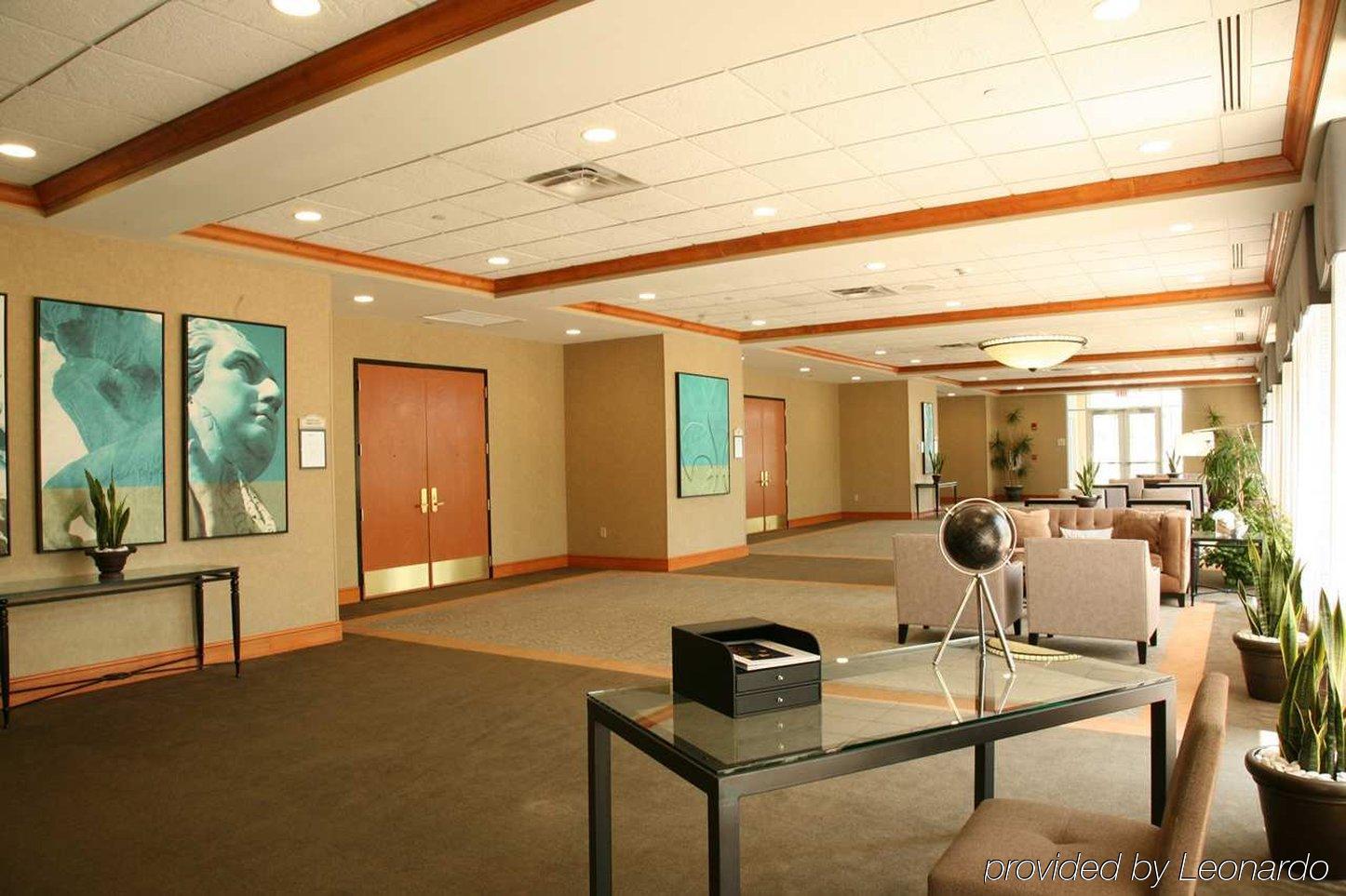 Hilton Garden Inn Louisville Airport Interior photo