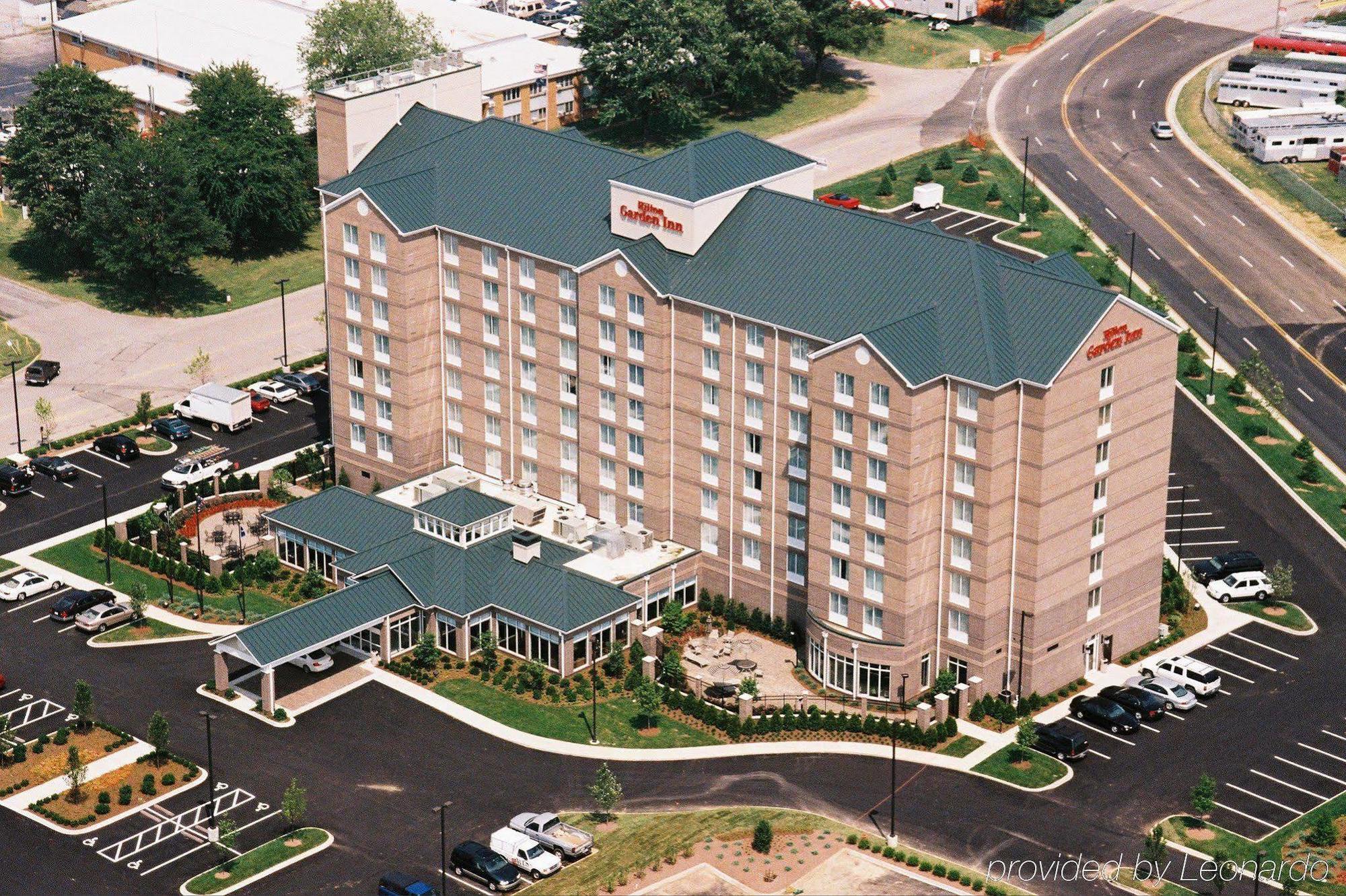 Hilton Garden Inn Louisville Airport Exterior photo